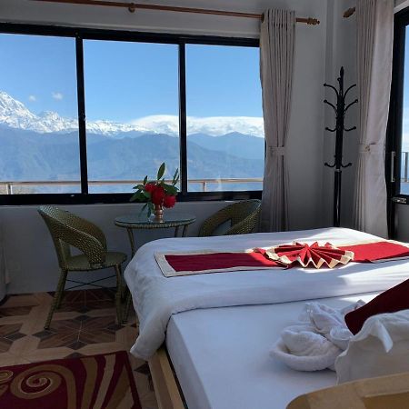 Hotel Pristine Himalaya Покхара Екстер'єр фото