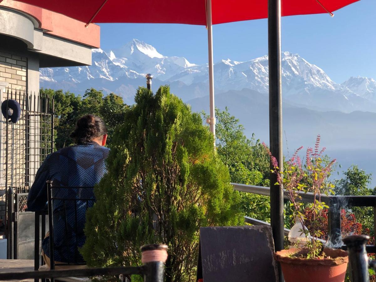 Hotel Pristine Himalaya Покхара Екстер'єр фото
