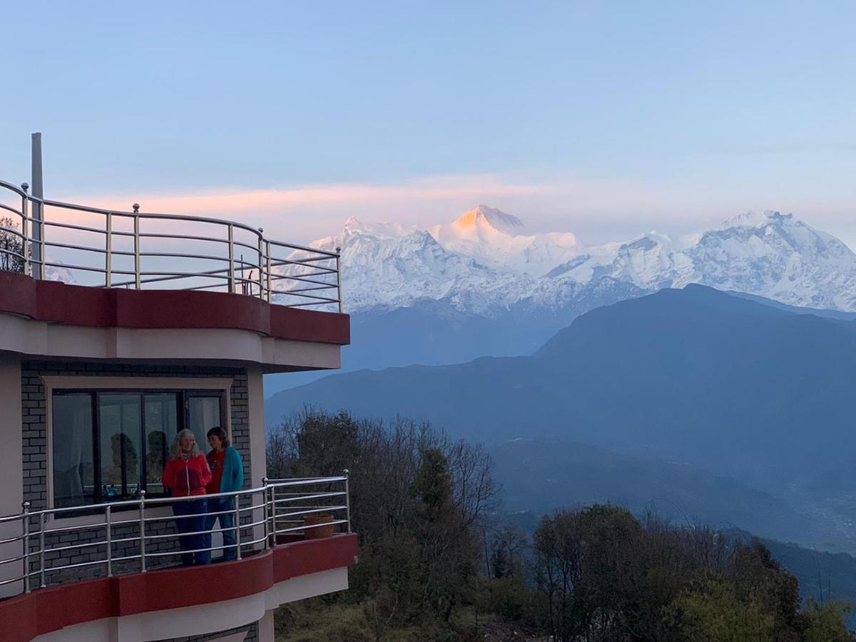 Hotel Pristine Himalaya Покхара Екстер'єр фото